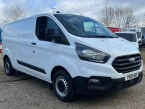FORD TRANSIT CUSTOM 2021 (21) at Apex Vans Feltham